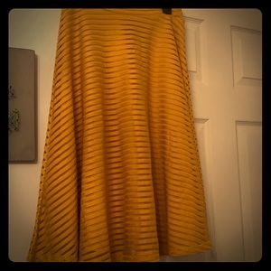 Silhouette NYC Midi Skirt